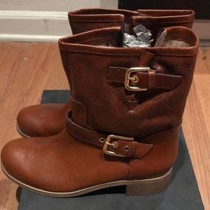 New Barney’s NewYork Tronchetto Cognac Sz 41 Boots